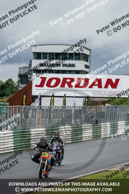 enduro digital images;event digital images;eventdigitalimages;mallory park;mallory park photographs;mallory park trackday;mallory park trackday photographs;no limits trackdays;peter wileman photography;racing digital images;trackday digital images;trackday photos